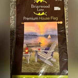 Briarwood Lane Premium House Flag  28"x40". New
